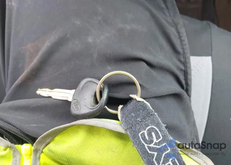 2008 Hyundai Elantra Gls/Se from USA, damaged, VIN KMHDU46D38U557251